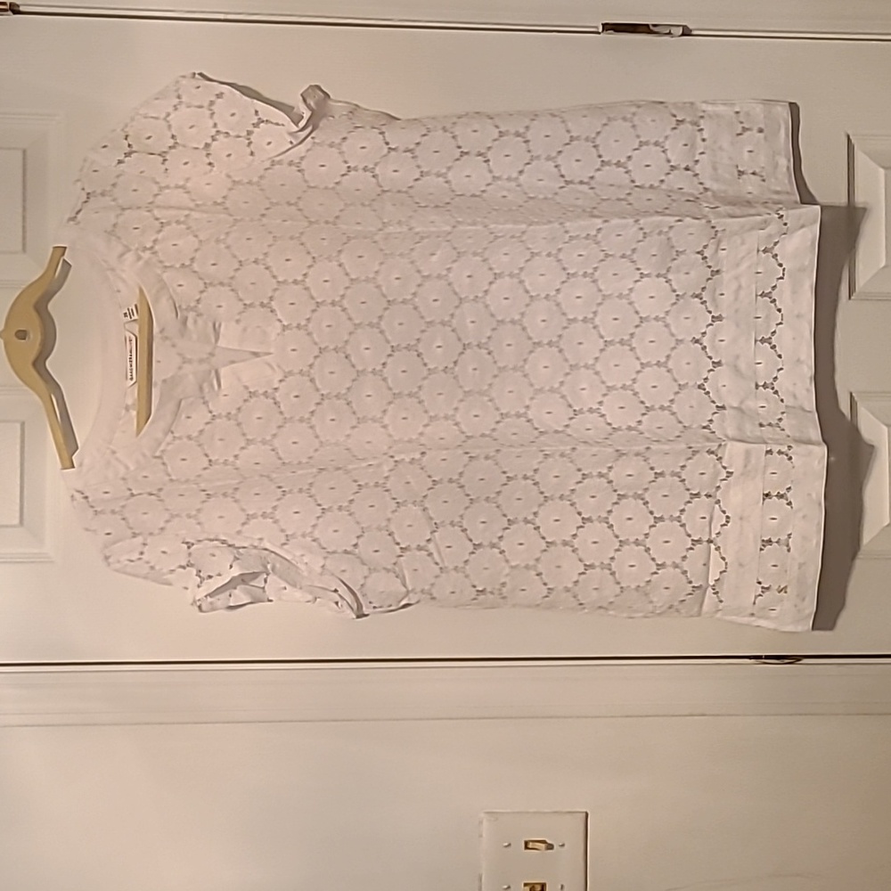 Issac Mizrahi White Lace Top
